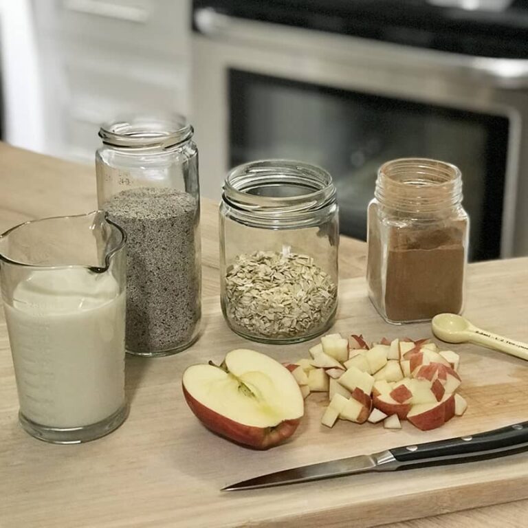Overnight Apple-Cinnamon GF Sprouted Oats (Vegan & GF)